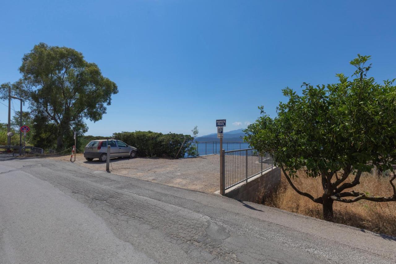 Appartement Residenza Bellavista - Helloelba à Capoliveri  Extérieur photo